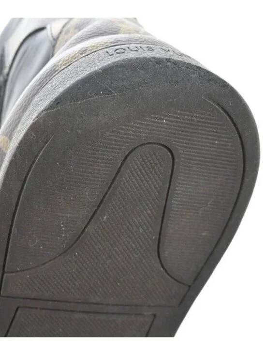 Louis Vuitton Sneakers Black - Picture 7 of 7